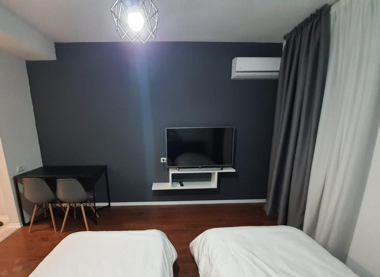 Modern 3 Apartament